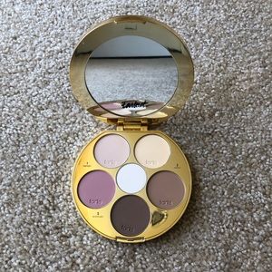 Limited edition Tarte contour palette